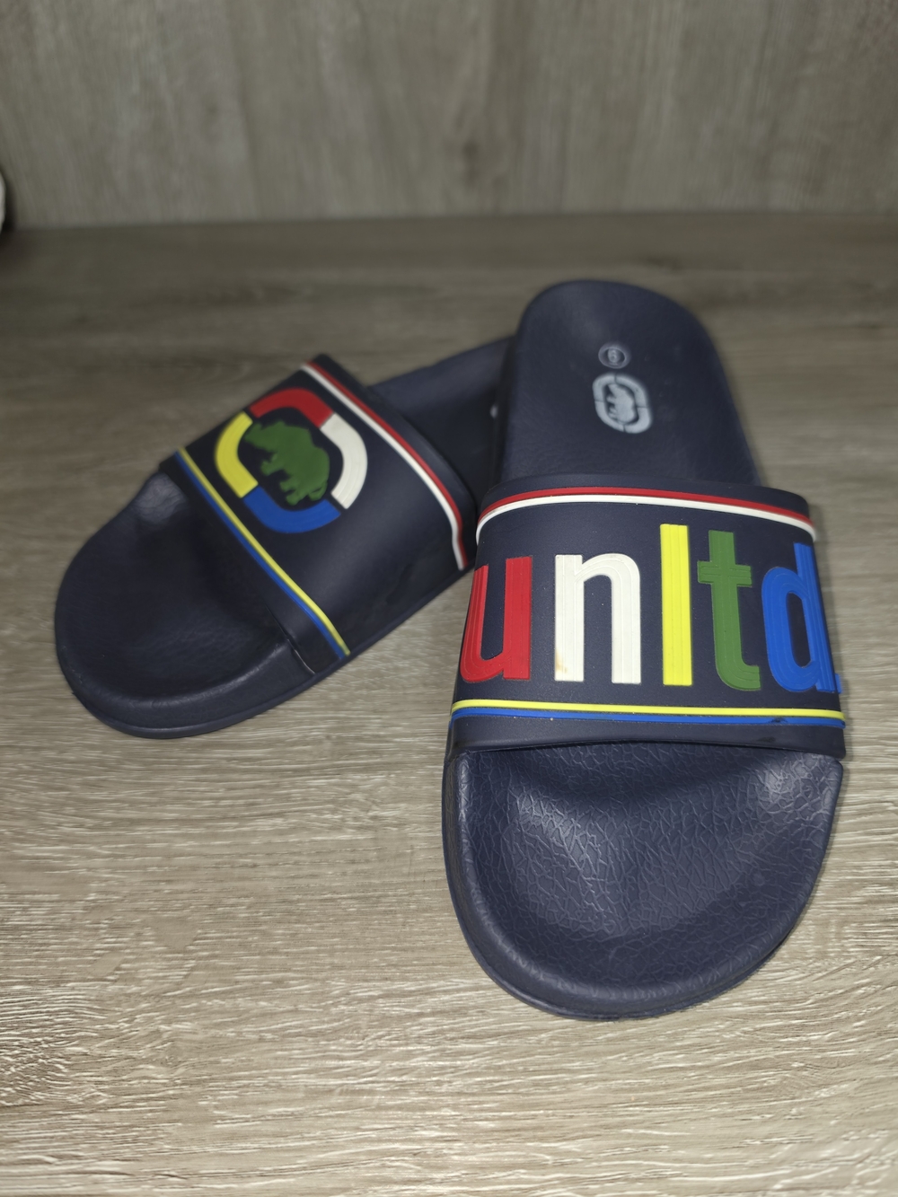 Ecko Unltd. Kids Navy Slides Multicolor Boys Size 6